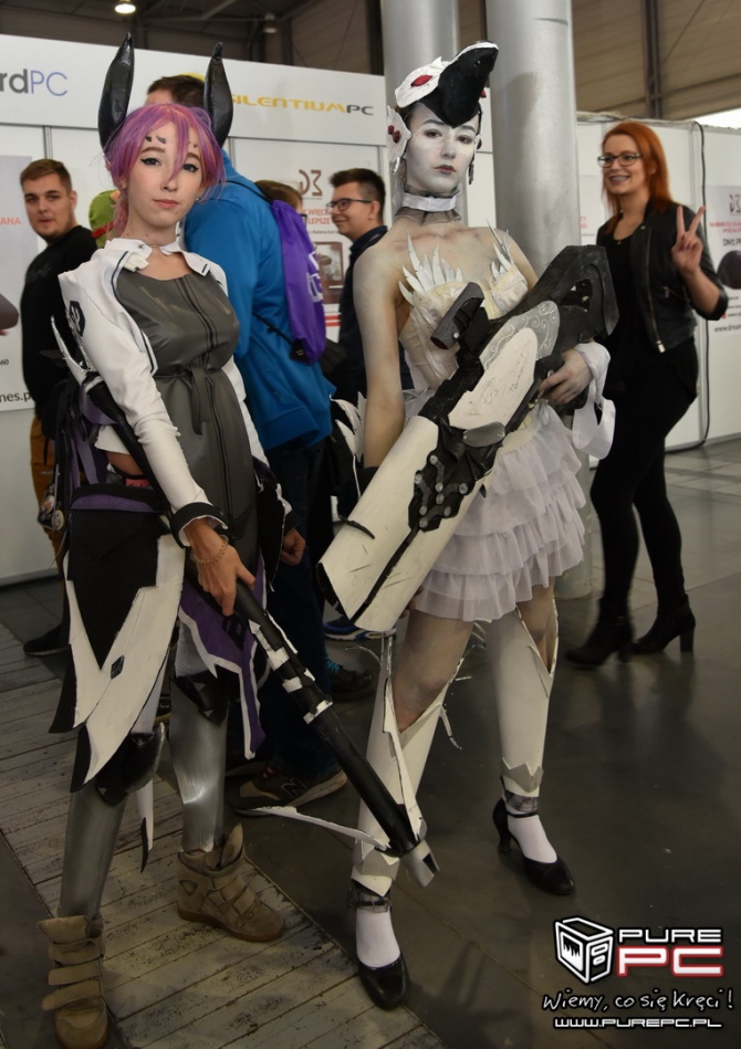 Zdjęcia hostess oraz cosplayerów na targach PGA 2016 [34]