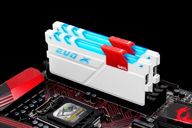 GeIL EVO X - pamięci DDR4 z podświetleniem RGB [2]