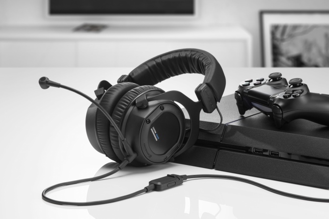 Nowe słuchawki Beyerdynamic Custom Game i MMX 300 V2 [2]