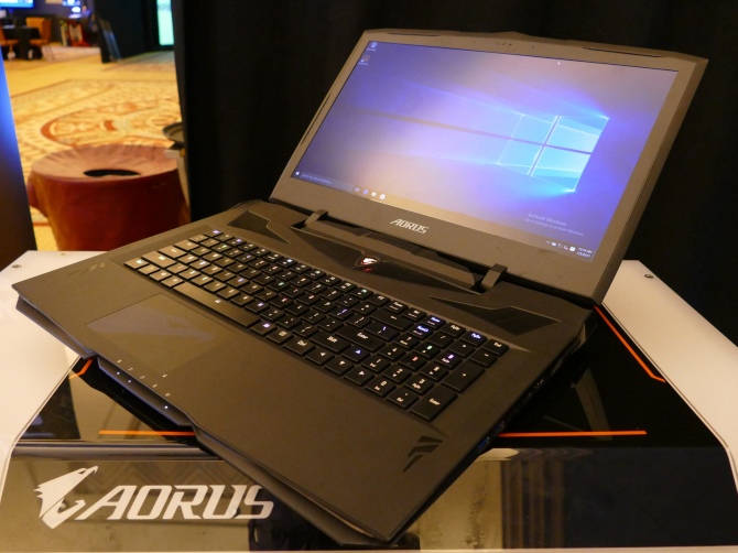 Gigabyte na CES 2017: Nowe laptopy gamingowe Aorus [5]