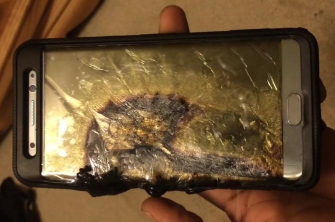 Powód zapłonów Samsunga Galaxy Note7 poznamy 23 stycznia [1]