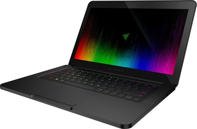 Razer odświeża notebooka Razer Blade o procesor Kaby Lake [1]