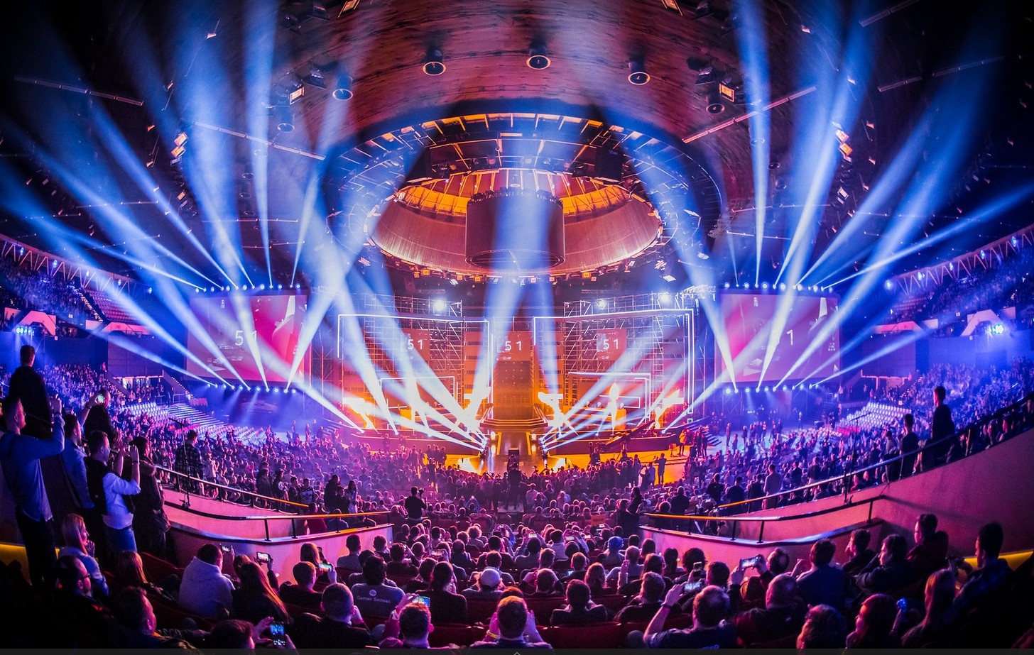 Znalezione obrazy dla zapytania Intel Extreme Masters
