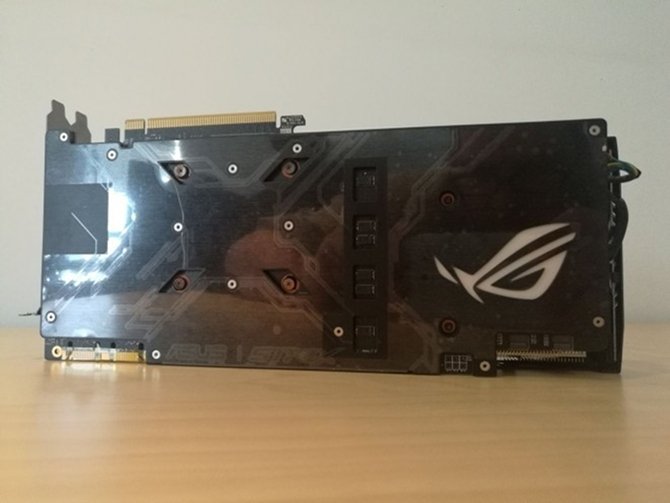 ASUS GTX 1080 Ti Strix - zdjęcia i pełna specyfikacja [2]