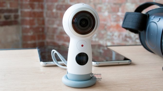 Poznajcie nowości od Samsunga: DeX, Bixby, Gear VR i Gear 36 [3]