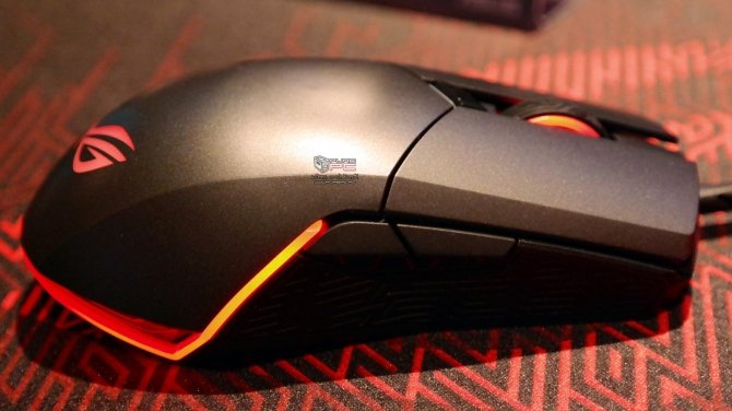 ASUS ROG Pugio - mysz gamingowa z podświetleniem RGB LED [5]