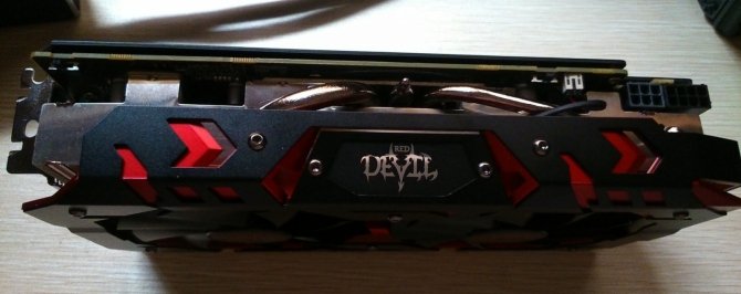 Dwuipółslotowy PowerColor RX 580 Red Devil Golden Sample [2]