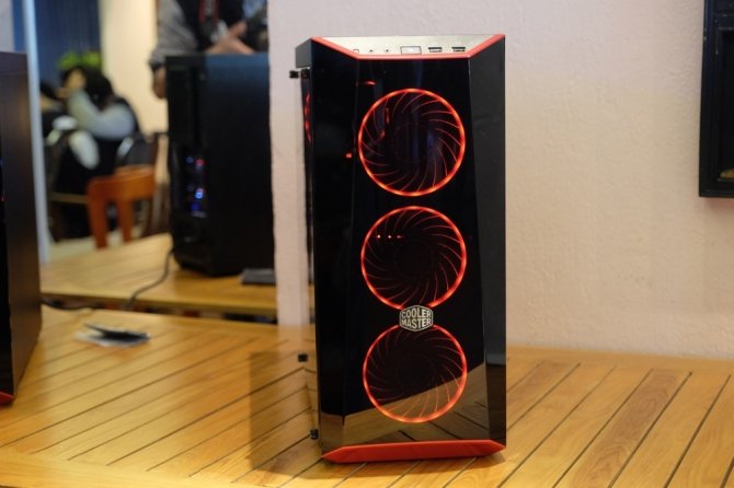 Cooler Master MasterBox Lite 5 - Oryginalna i tania obudowa [3]