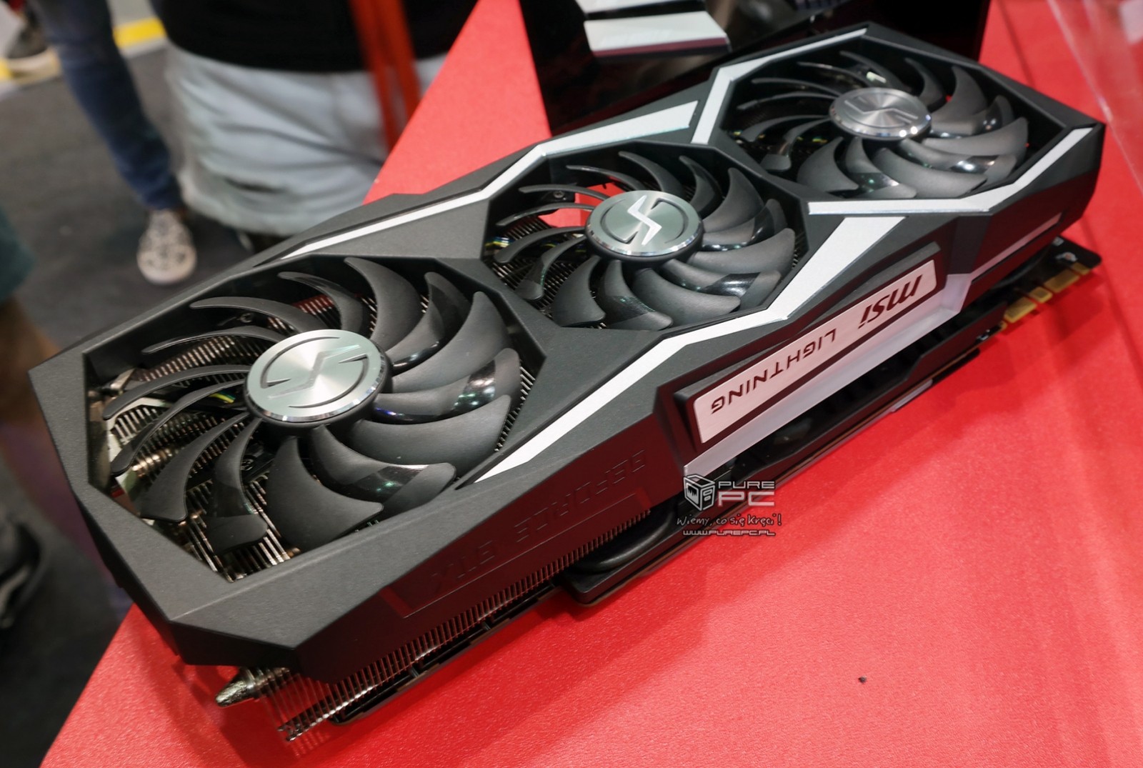 MSI GeForce GTX 1080 Ti Lightning Z - widzieliśmy, dotykaliśmy | PurePC.pl