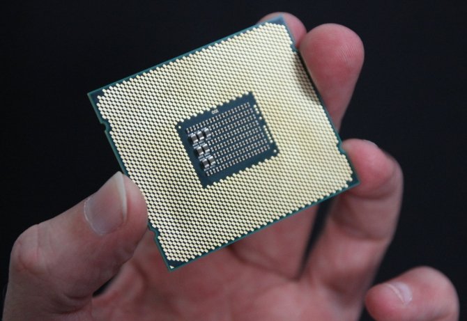 Wyciekły benchmarki procesorów Intel Xeon Platinum i Gold [6]