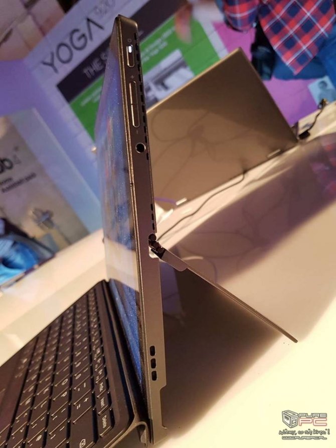 Lenovo zaprezentowało  na targach IFA nowości z rodziny YOGA [15]