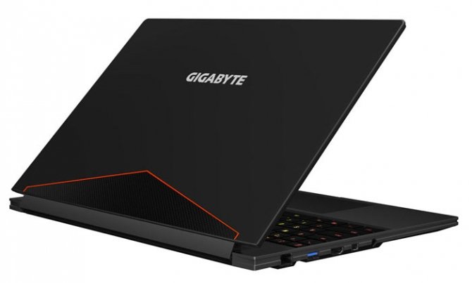 Gigabyte Aero 15X z kartą NVIDIA GeForce GTX 1070 Max-Q [3]