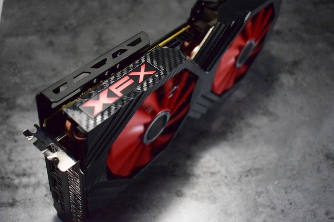 XFX kusi autorskim modelem karty graficznej Radeon RX Vega [1]