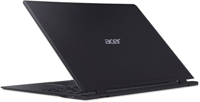 CES 2018: Acer prezentuje ultrabooka Swift 7 (2018) z LTE [4]