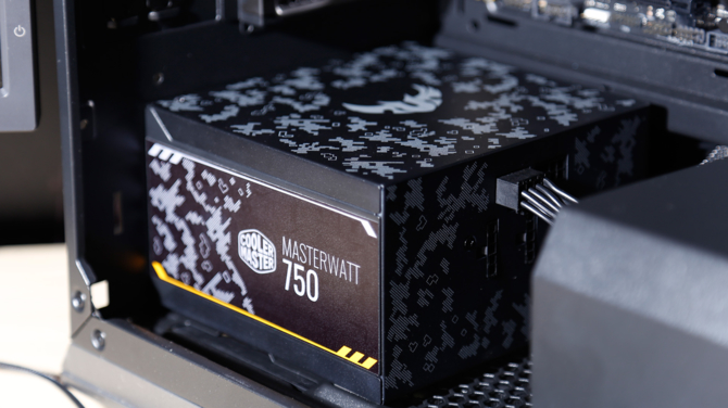 Cooler Master MasterWatt producent zapowiada nowe zasilacze [3]