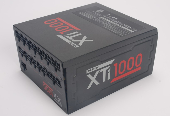 XFX XTi 1000 - Mocny zasilacz z certyfikatem 80 Plus Titaniu [1]