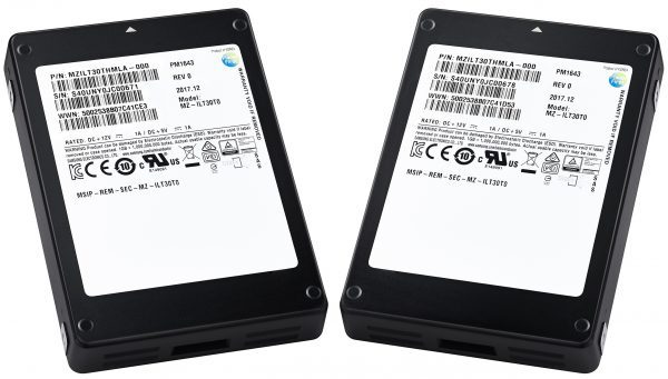 Samsung rozpoczyna masową produkcję 30 TB dysków SSD [1]