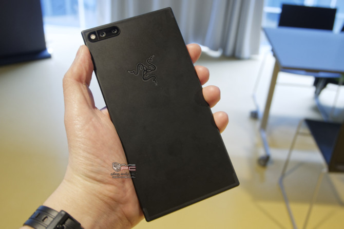 Razer Phone - czy jest najlepszym smartfonem dla graczy? [2]