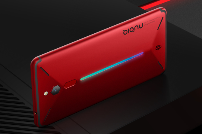 Nubia Red Magic - gamingowy smartfon z RGB LED [3]
