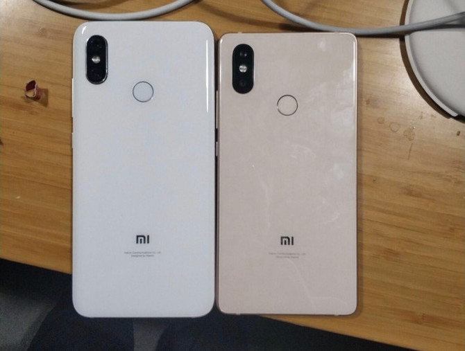 Xiaomi Mi 7 jednak bez skanera linii papilarnych w ekranie? [1]