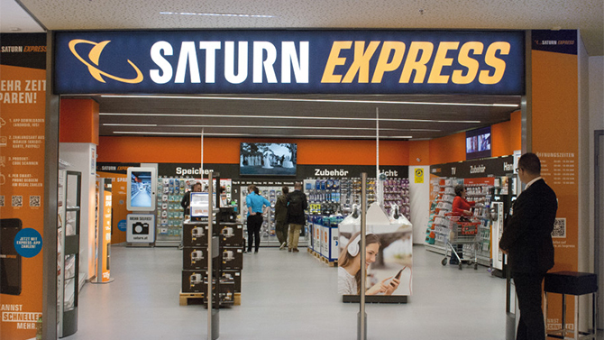 Saturn Express - w Austrii kolejki do kas to już przeszłość [1]