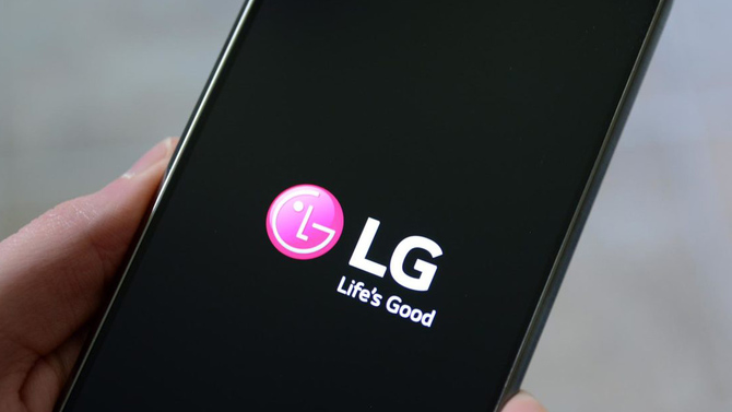 LG V40 może mieć pięć aparatów: dwa z przodu i trzy z tyłu [3]