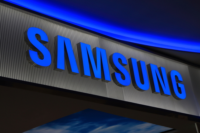 Samsung planuje wydanie słabszej wersji smartfona Galaxy S10 [1]