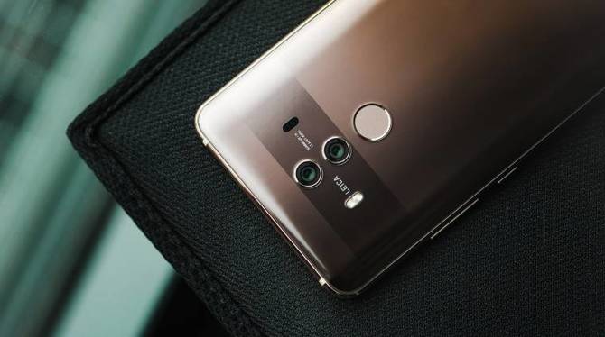 Huawei Mate 20 Pro będzie miał bardzo pojemną baterię [1]