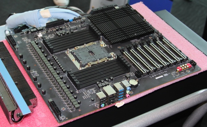 Intel X599 - Niebiescy szykują nowy platformę HEDT? [1]