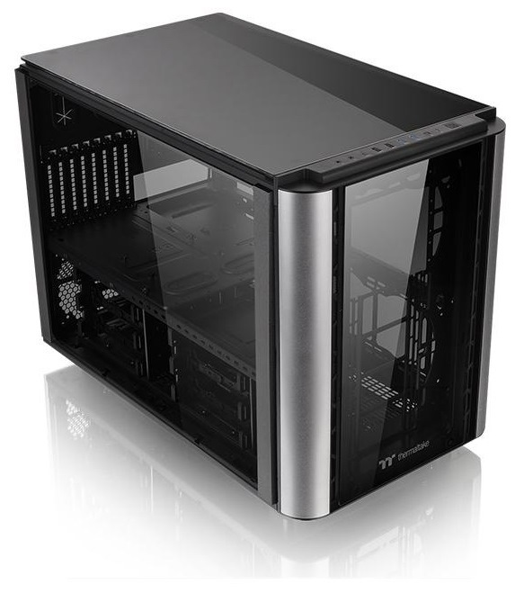 Thermaltake Level 20 XT Cube z płytą montowaną horyzontalnie [2]