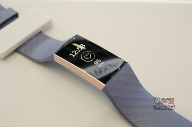 IFA 2018: obiecująca opaska Fitbit Charge 3 ujrzała światło dzienne [3]