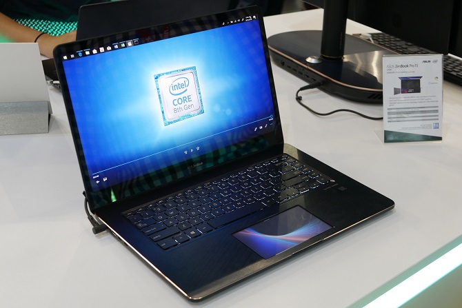 ASUS prezentuje odświeżone ultrabooki Zenbook na 2018 / 2019 [nc3]