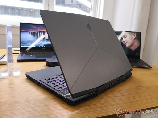 Alienware m15 - lekki laptop z wąskimi ramkami i GTX 1070 Max-Q [3]