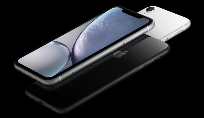 Apple ogranicza zamówienia na iPhone XR o 30 procent  [2]