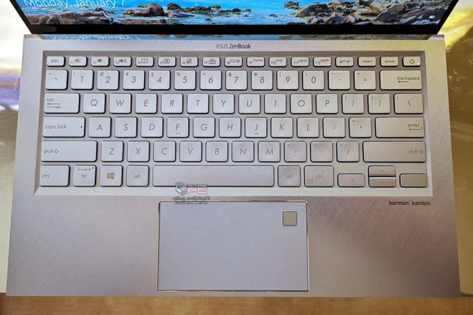 ASUS Zenbook S13 - ultrabook z rekordowo wąskimi ramkami [3]