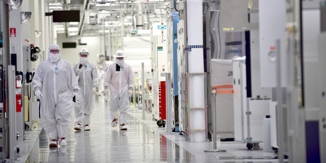 Intel zainwestuje w Irlandii 7 miliardów euro w nową fabrykę  [1]