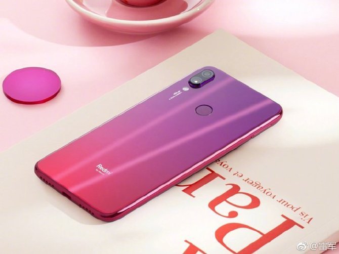 Flagowy smartfon Redmi będzie miał wysuwany aparat do selfie? [2]