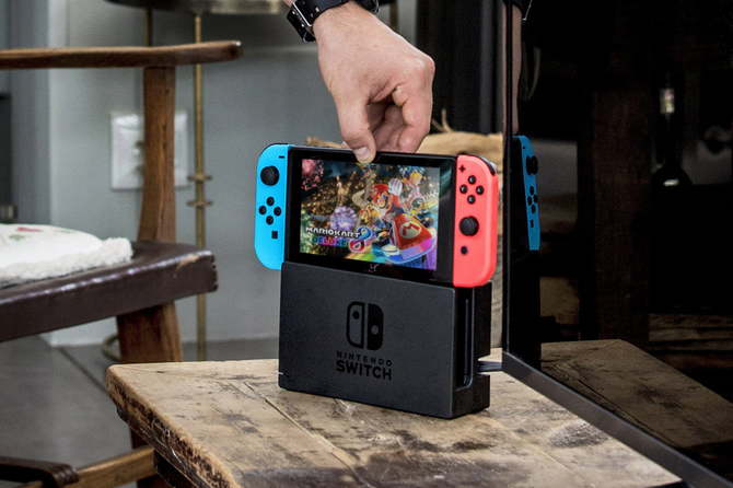 Nintendo Switch dominuje na rynku w USA. Wyprzedza nawet PS4 [1]