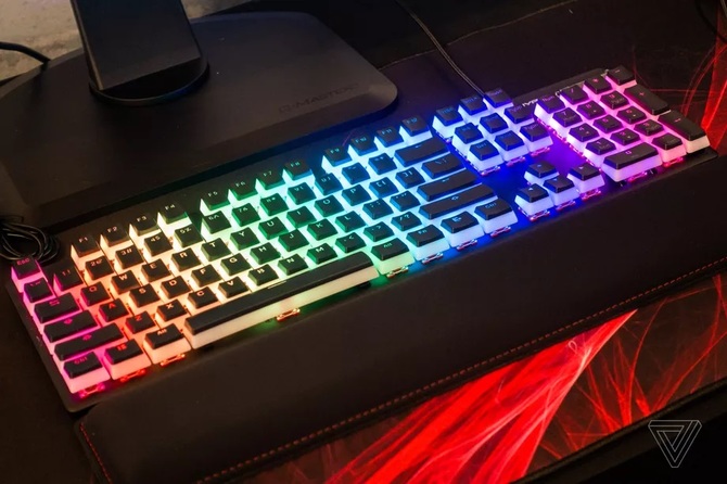 HyperX Alloy Origin - klawiatura z autorskimi switchami HyperX [2]