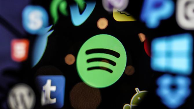 Spotify uważa, że za dużo płaci artystom. Chce odzyskać pieniądze [1]