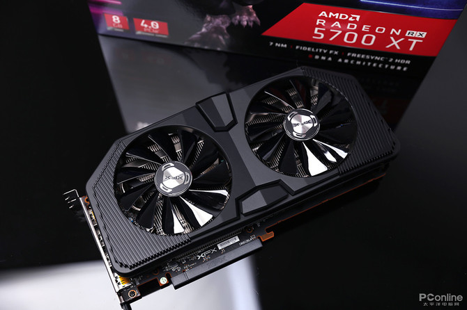 XFX Radeon RX 5700 XT - zdjęcia niereferencyjnej karty [1]