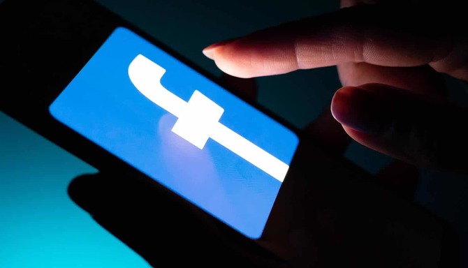 Facebook zawiesza tysiące aplikacji za naruszenie prywatności [1]
