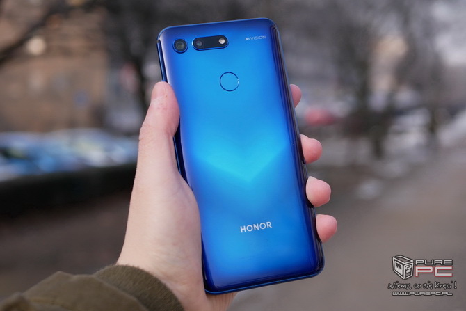 Honor View 30  - Wydajność Mate 30 i podwójna kamerka do selfie [2]