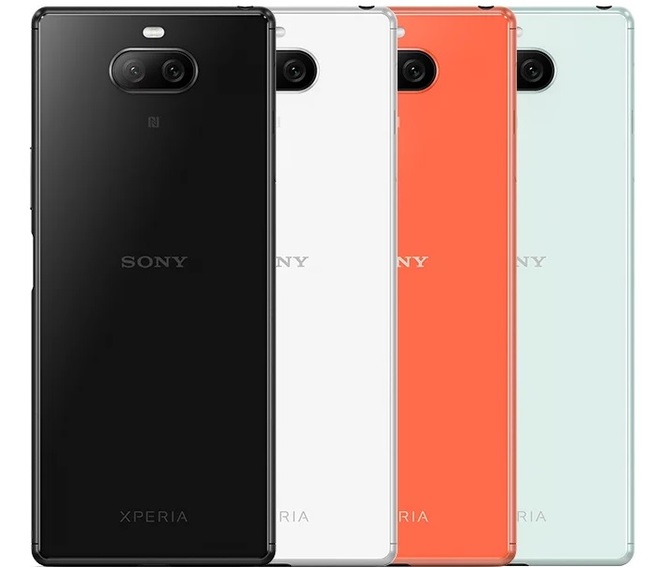 Sony Xperia 8 - premiera zbyt drogiego smartfona z średniej półki [1]