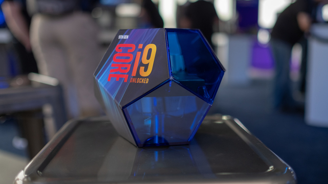 Intel pozostanie z 14 nm litografią w desktopach aż do 2022 roku [1]