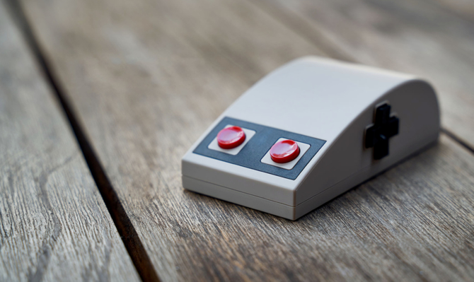8BitDo N30 - Bezprzewodowa mysz stylizowana na kontroler NES  [1]