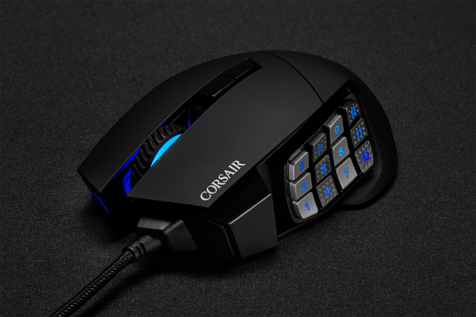 Corsair Scimitar RGB Elite - odświeżona mysz do gier MOBA i MMO [2]