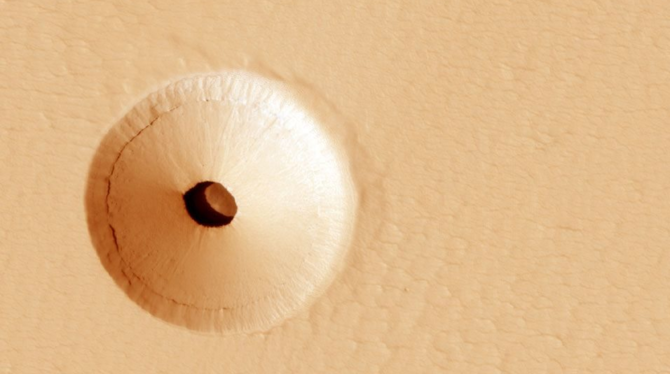 Panorama powierzchni Marsa w 360° złożona z 1,8 miliardów pikseli [1]