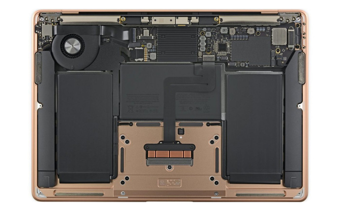 MacBook Air 2020 w rękach iFixit. Serwis pochwalił projektantów [5]