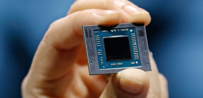 AMD Ryzen 9 4900HS - procesor wygrywa z Intel Core i9-9880H [1]